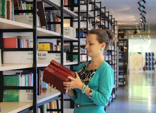 Sendschriften-Hilfswerk – Bild: Klimkin/Pixabay