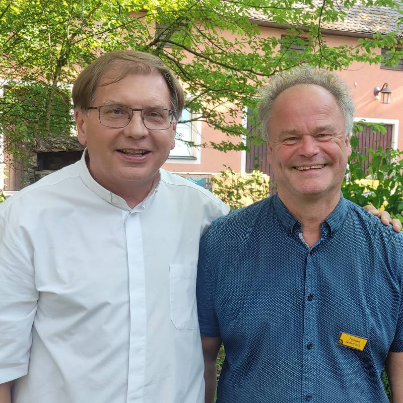 Der scheidende und der neugewählte Präsident des Martin-Luther-Bundes